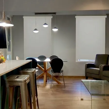 The Lucky Flats - B31 Alicante
