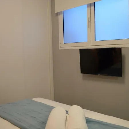 The Lucky Flats - B31 Alicante